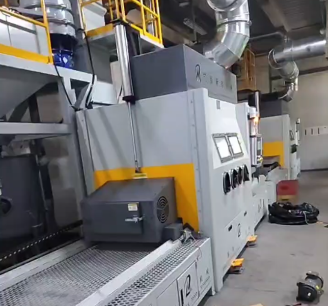 黔江抛丸机 vs 喷砂机：工业清理该怎么选？